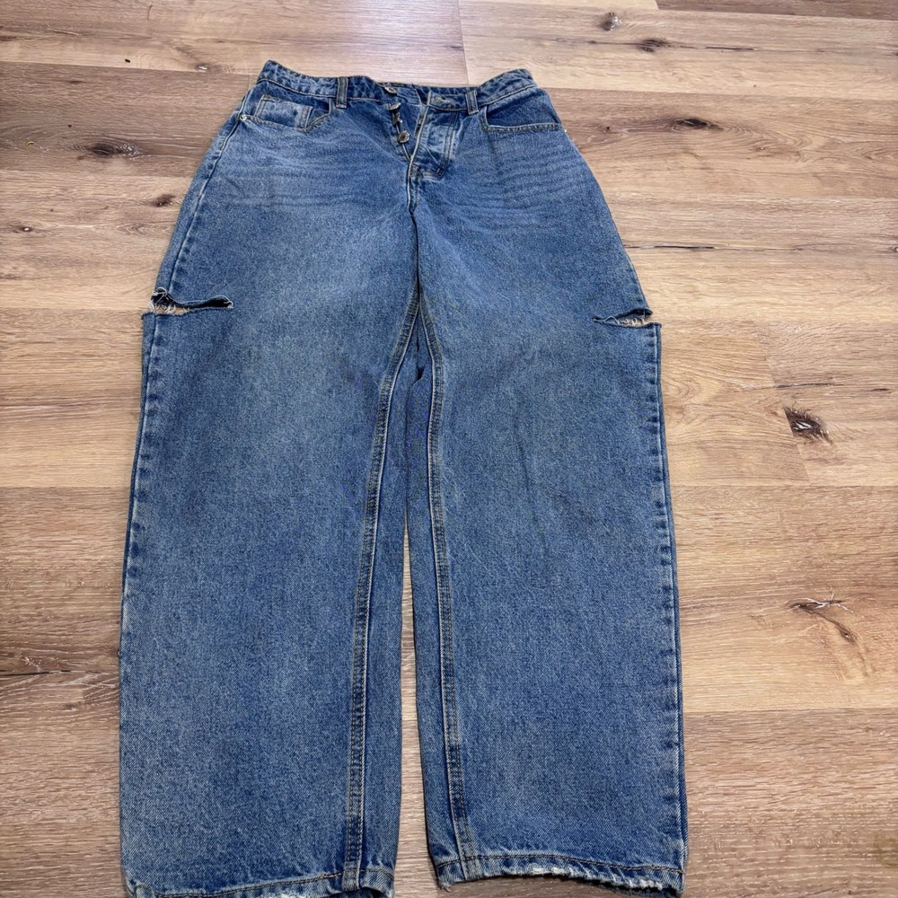PrettyLittleThing Womens Baggy Distressed Cut Out Jeans Blue Medium Wash Size 4